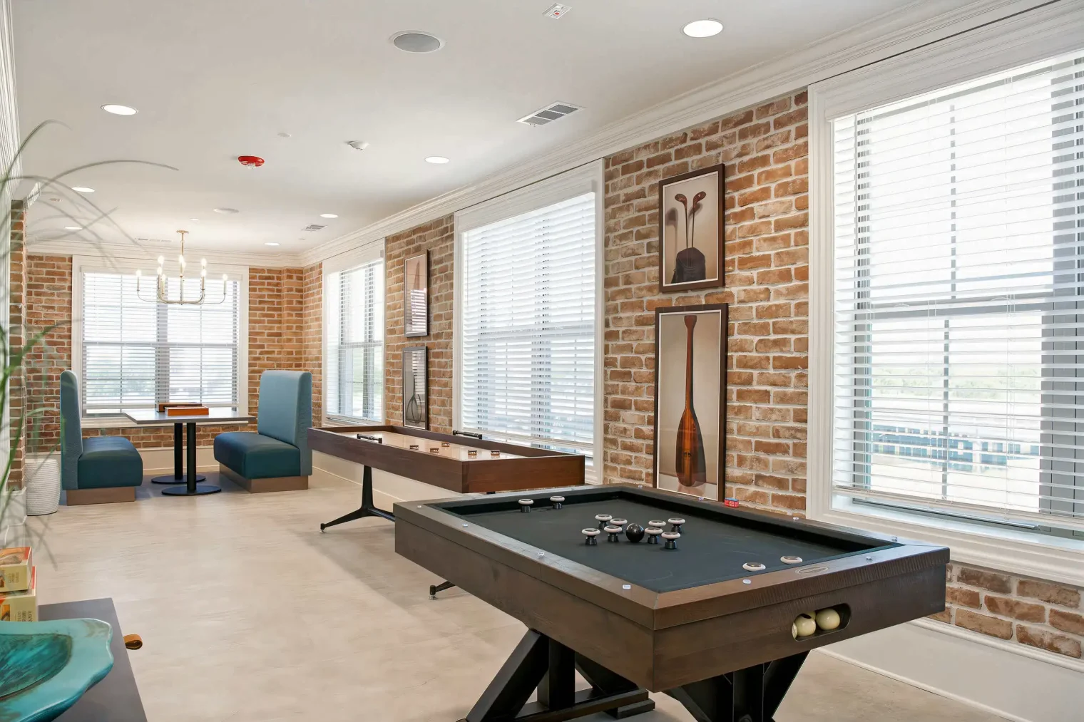 emmajames-savannah-game-room