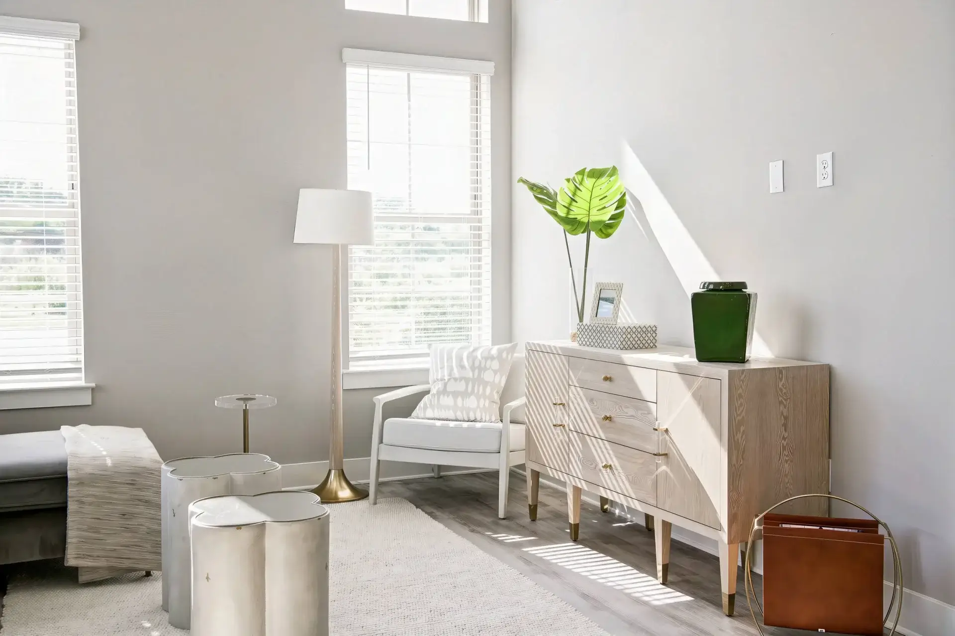 emmajames-savannah-interior-1-