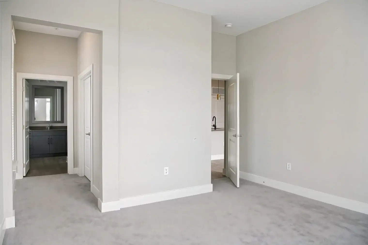 vm-emmajames-29_le_upscale_strong_light_ai_40_tone_enhance_30_color_enhance_30