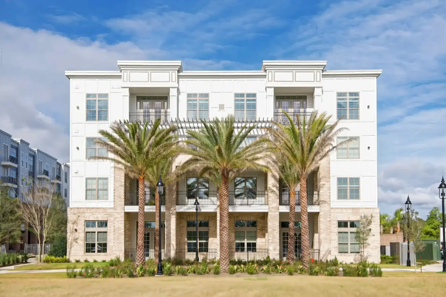 vm-emmajames-63_le_upscale_strong_light_ai_40_tone_enhance_30_color_enhance_30